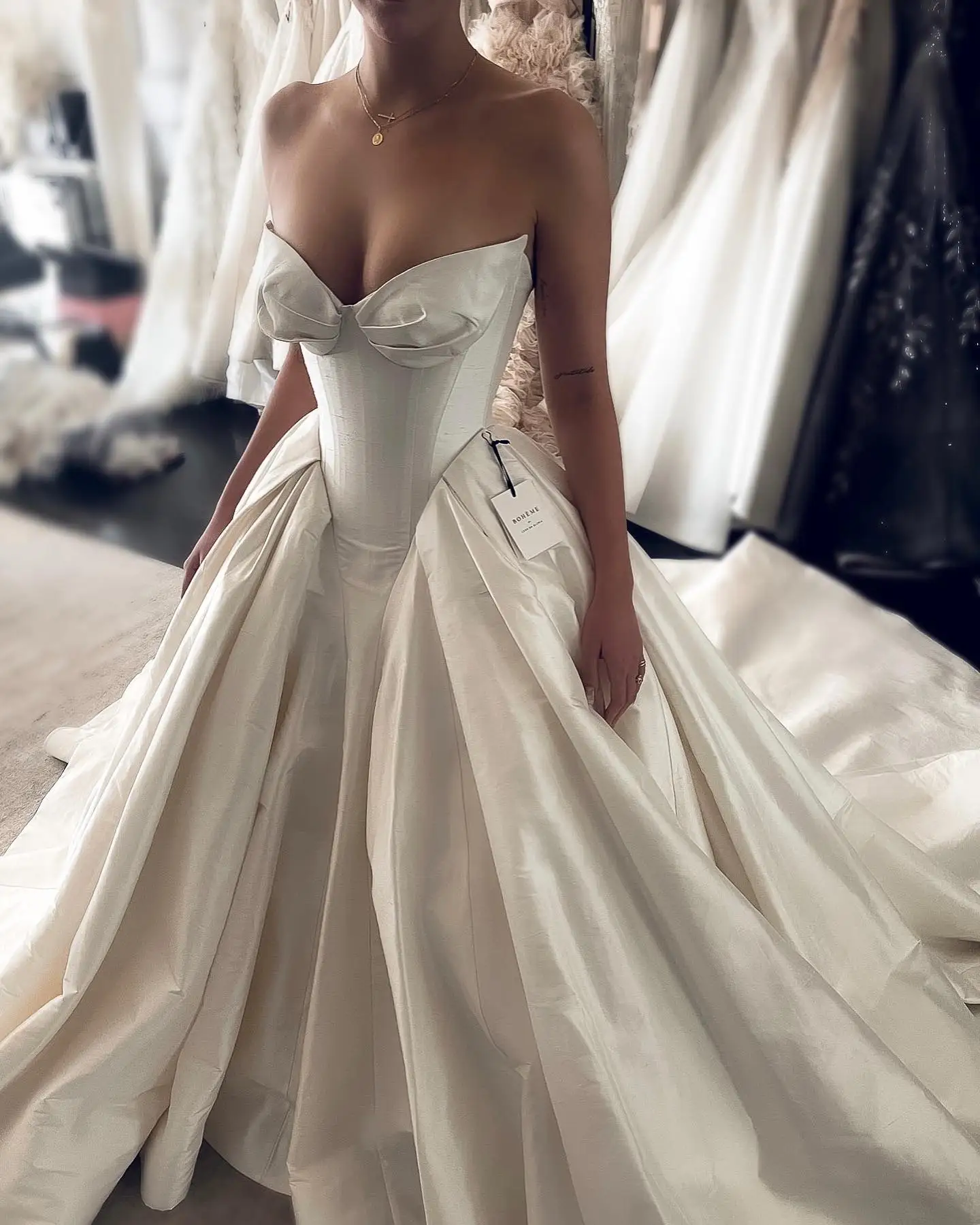 Sharon Said Elegant Sweetheart Off White Satin Wedding Dress for Women Luxury Long Train Corset Simple Bride Dress SW010