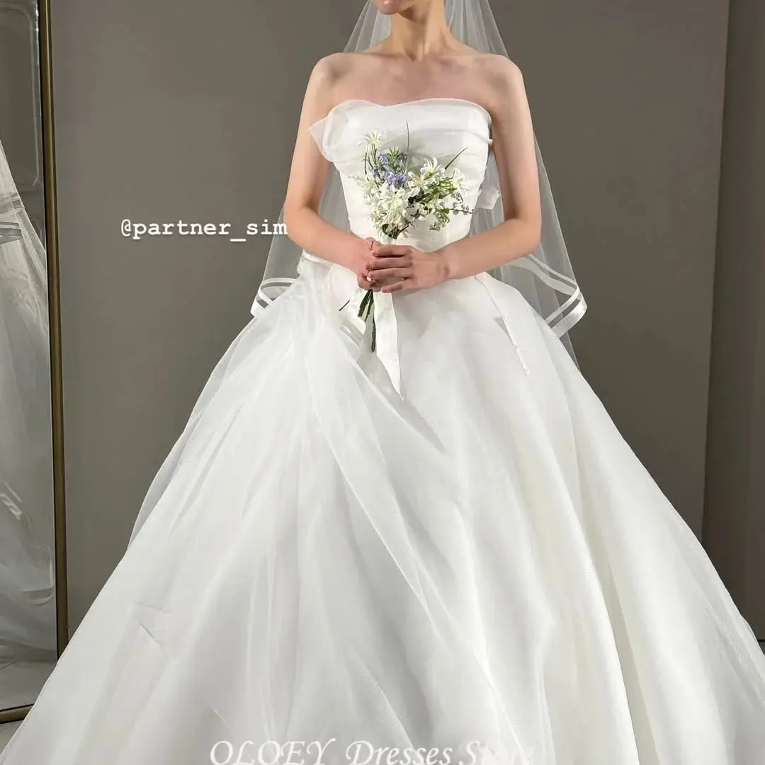 OLOEY A-Line Organza Wedding Dress A Line Korea Photo Shoot Bridal Gown White Tiered Short Sleeve Bride Dress Customized