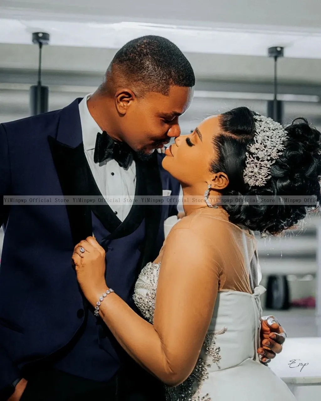 Nigeria Mermaid Wedding Dresses for Bride Sheer Neck Long Sleeve Side Split Ruffles Africa Bridal Reception Gowns Customized