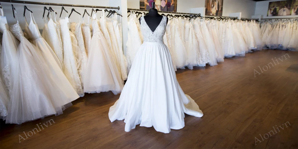 Alonlivn Elegant Silky Lace Of V-Neck Full Sleeve A Line Wedding Dress Beading Pearls Brown Skin Bridal Gowns