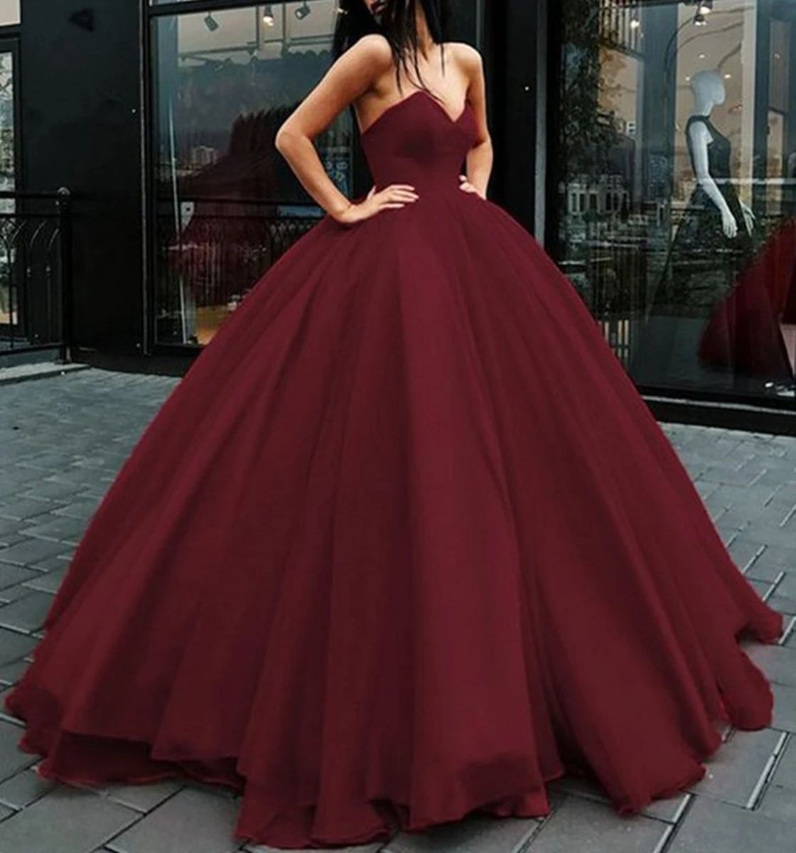 2025 Gothic Black Wedding Dresses Bridal Bride Dress Vintage Ball Gown V-neck Strapless Simple Princess Gowns Vestido De Noiva