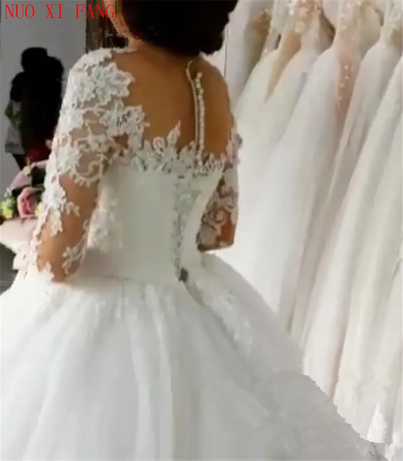 Customized Arabic Ball Gown Lace Applique Wedding Dress 2025 bruidsjurken Long Sleeves Illusion Scoop Neck Princess Bridal Gown