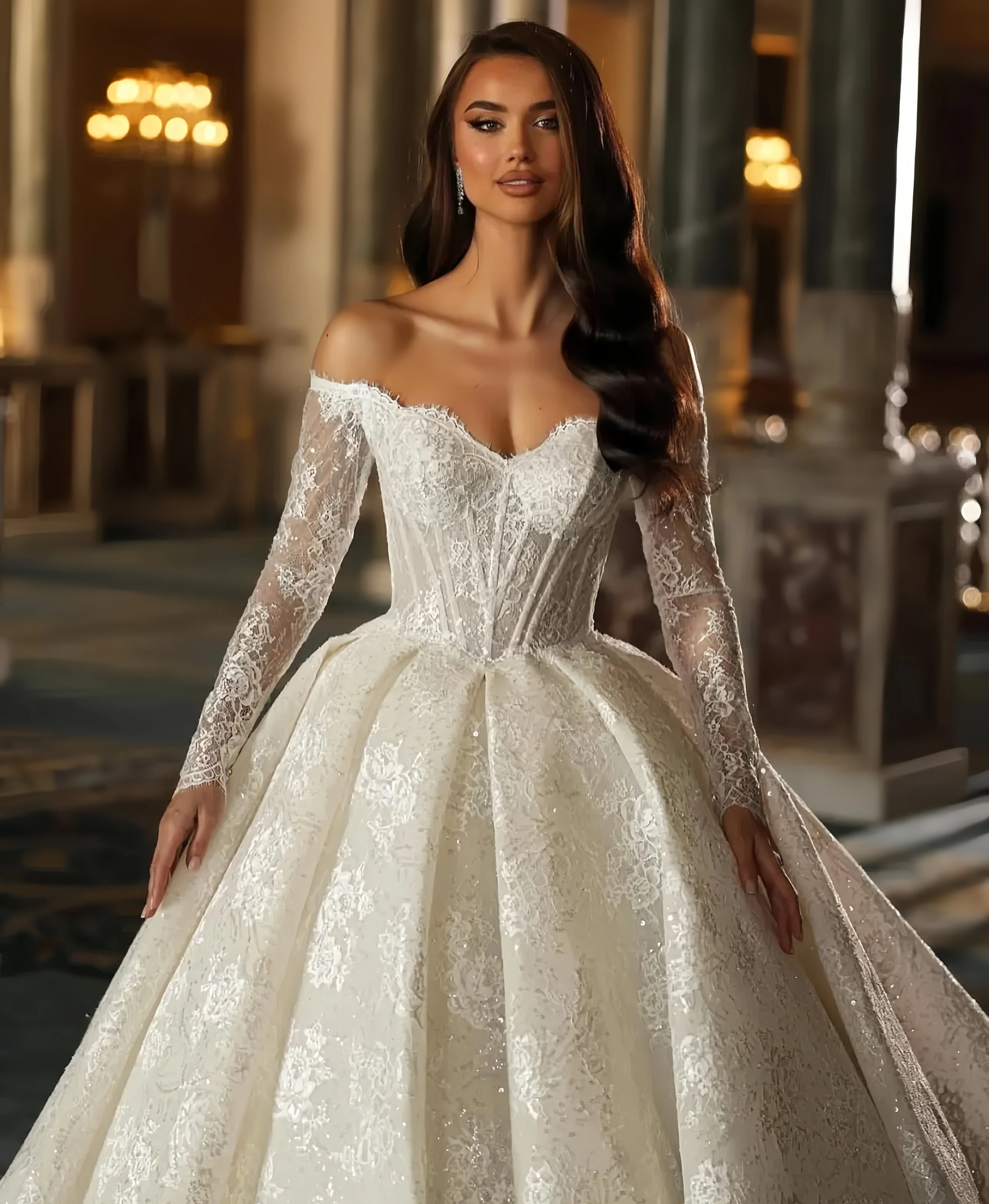Customzied sweetheart Neck long sleeved Ball Gown Lace elegant wedding dress vestidos de novia amanda novias amanda novias offic
