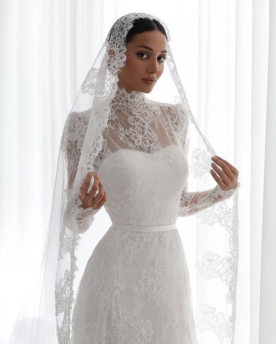 LORIE Lace Appliques Wedding Dresses A-Line High Neck Girdling Hazy Feeling Bridal Gown Floor-Length Bride Gowns 2026 Customized