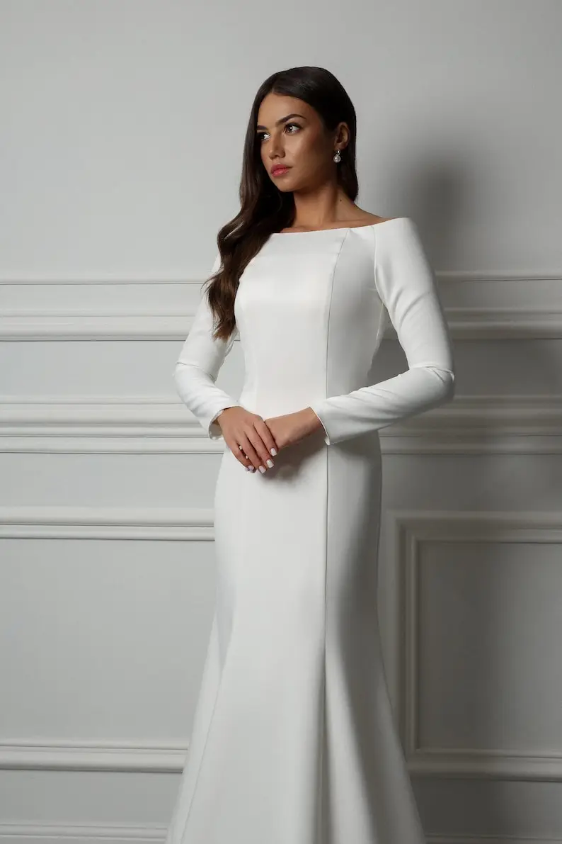 Classic Elegant Bridal Dress Modest Long Sleeve Mermaid Brides Gown Backless Button Mermaid Muslim Wedding Dresses Customized