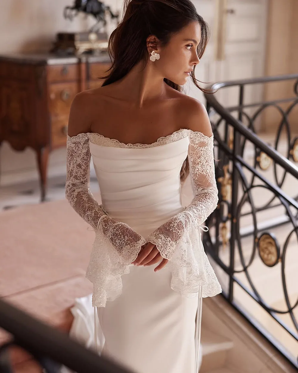 Customized Elegant Bridal Dress 2026 Lace Long Sleeves Mermaid Wedding Ceremony Dress Off Shoulder Vinatge Bride Gown Women