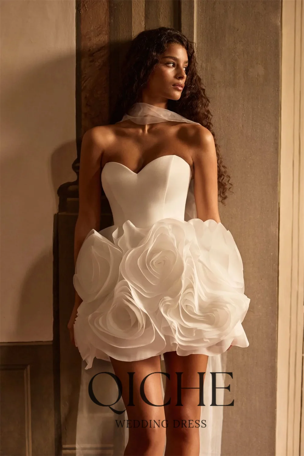 QICHE Modern Flowers Short Sheath Wedding Dress 2026 Sweetheart Open Back Formal Bridal Party Gown Vestidos De Noiva Customized