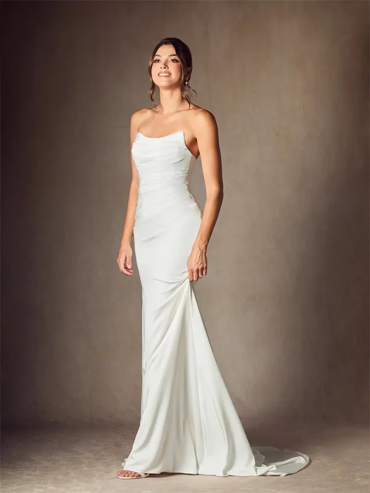 Customized Strapless Scoop Neckline Mermaid Satin Wedding Dress Elegant Zipper Back Floor Length Chapel Train Gown For Brides