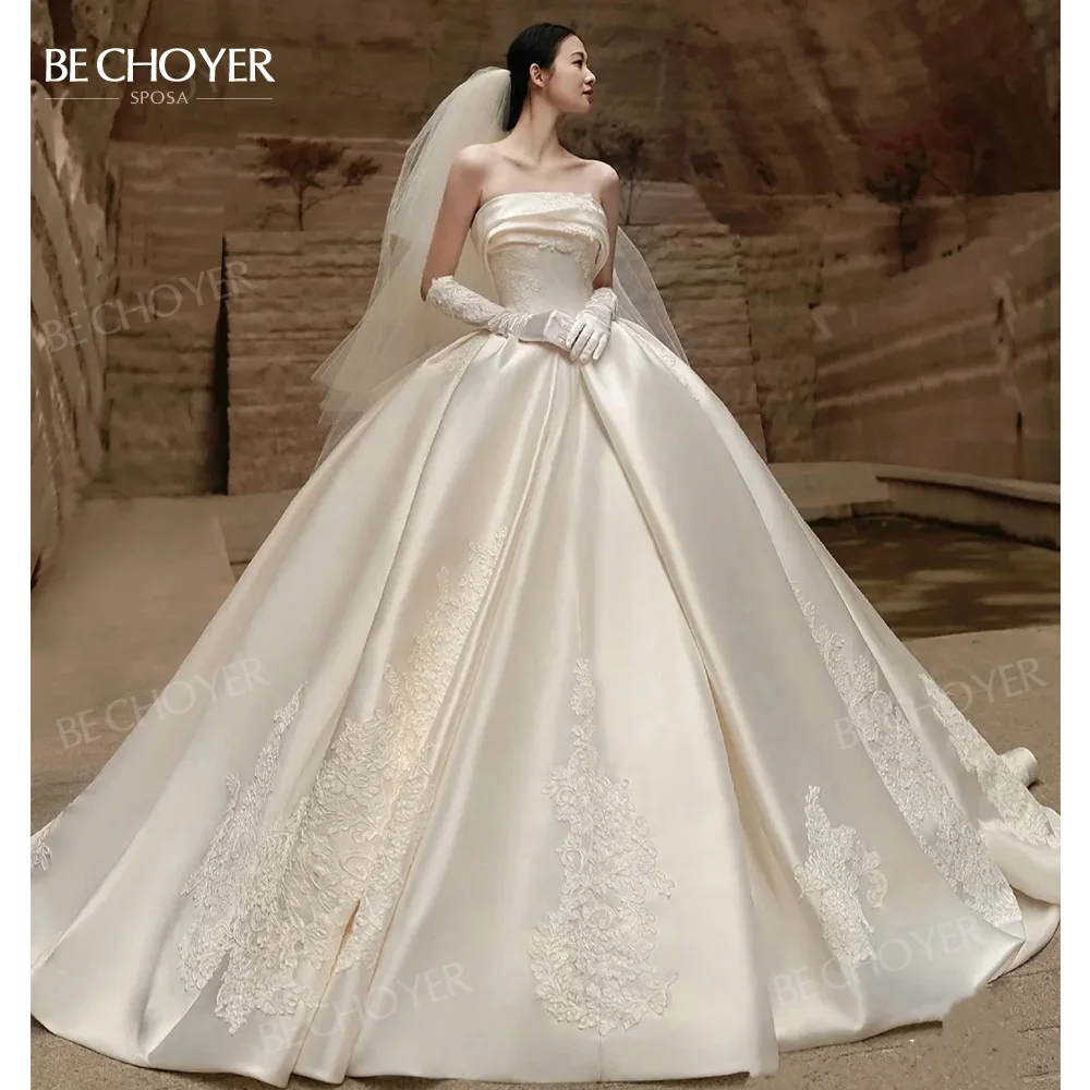Wedding Dress Sleeveless A-Line Appliques Bride Gown Court Train Vintage Princess BECHOYER XH300 Customized Vestido De Noiva