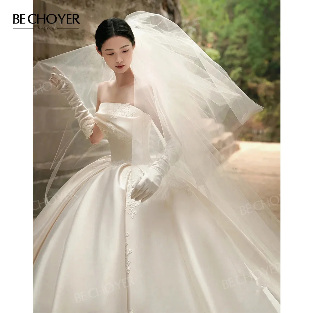 Wedding Dress Sleeveless A-Line Appliques Bride Gown Court Train Vintage Princess BECHOYER XH300 Customized Vestido De Noiva
