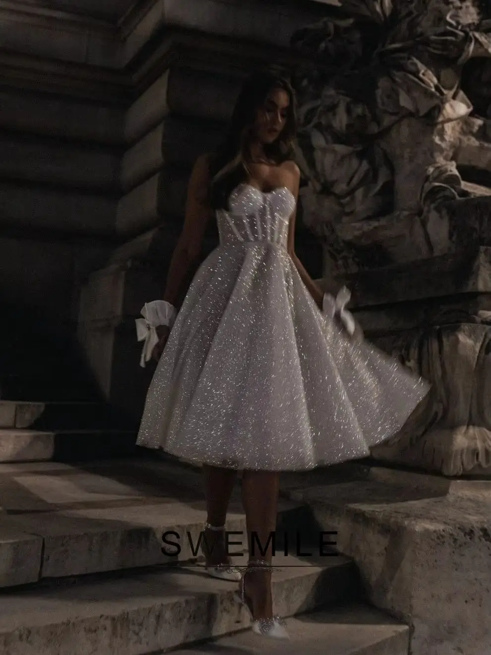SWEMILE Glitter Short Wedding Dress A Line Sweetheart Neck Shiny Bride Dresses Mini Sweetheart Neck Vestido De Novia Customized