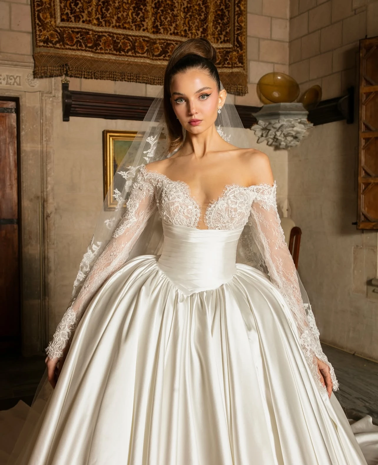 Customized Sexy Wedding Dress, Tight Lace Satin Skirt, Women's Retro Court Wedding Party Dress Vestido De Novia