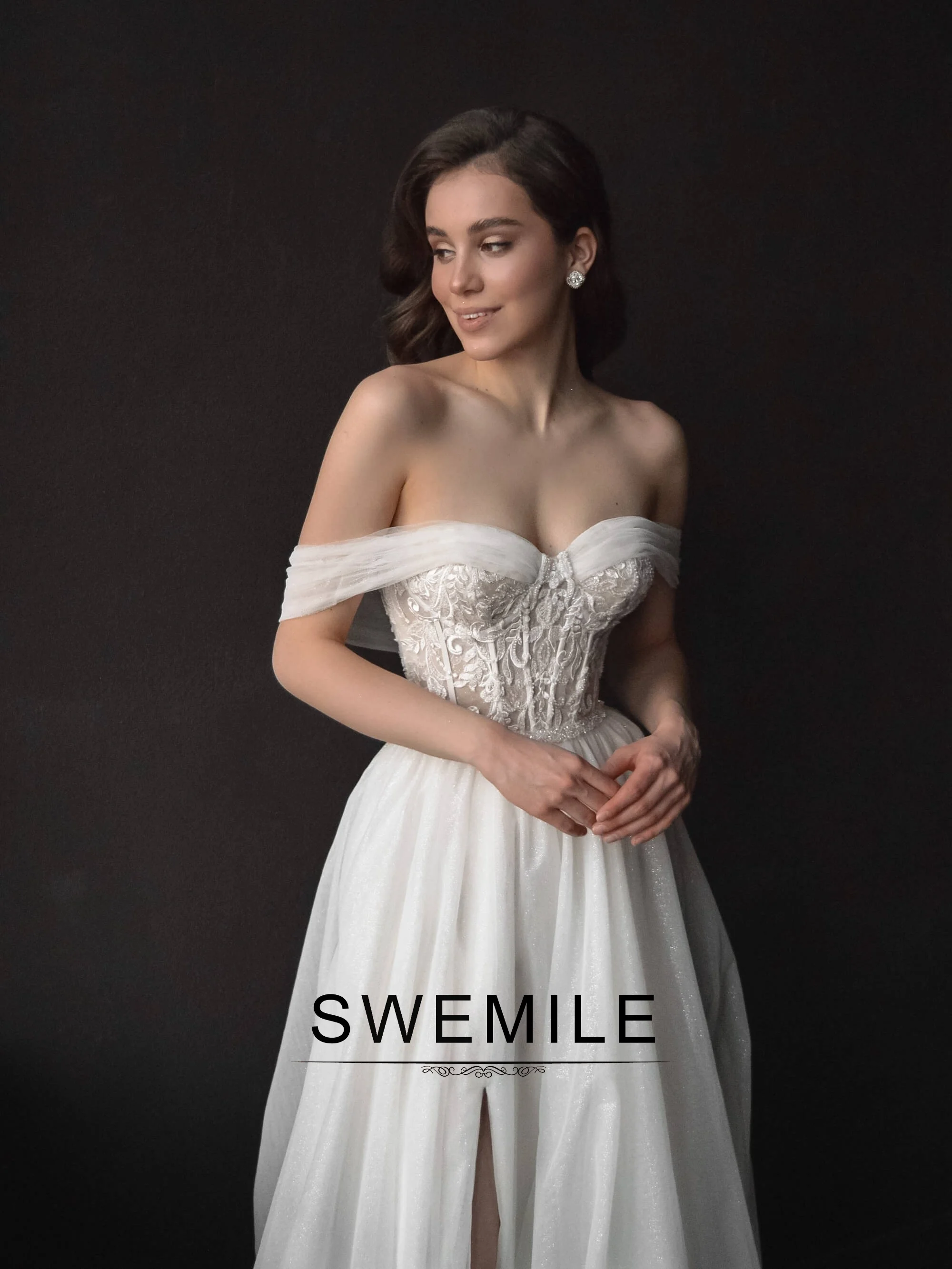 SWEMILE Fashion Slit Wedding Dresses for Bride Off the Shoulder Appliques Buttons A-line Vestidos De Novia Plus Size Customized