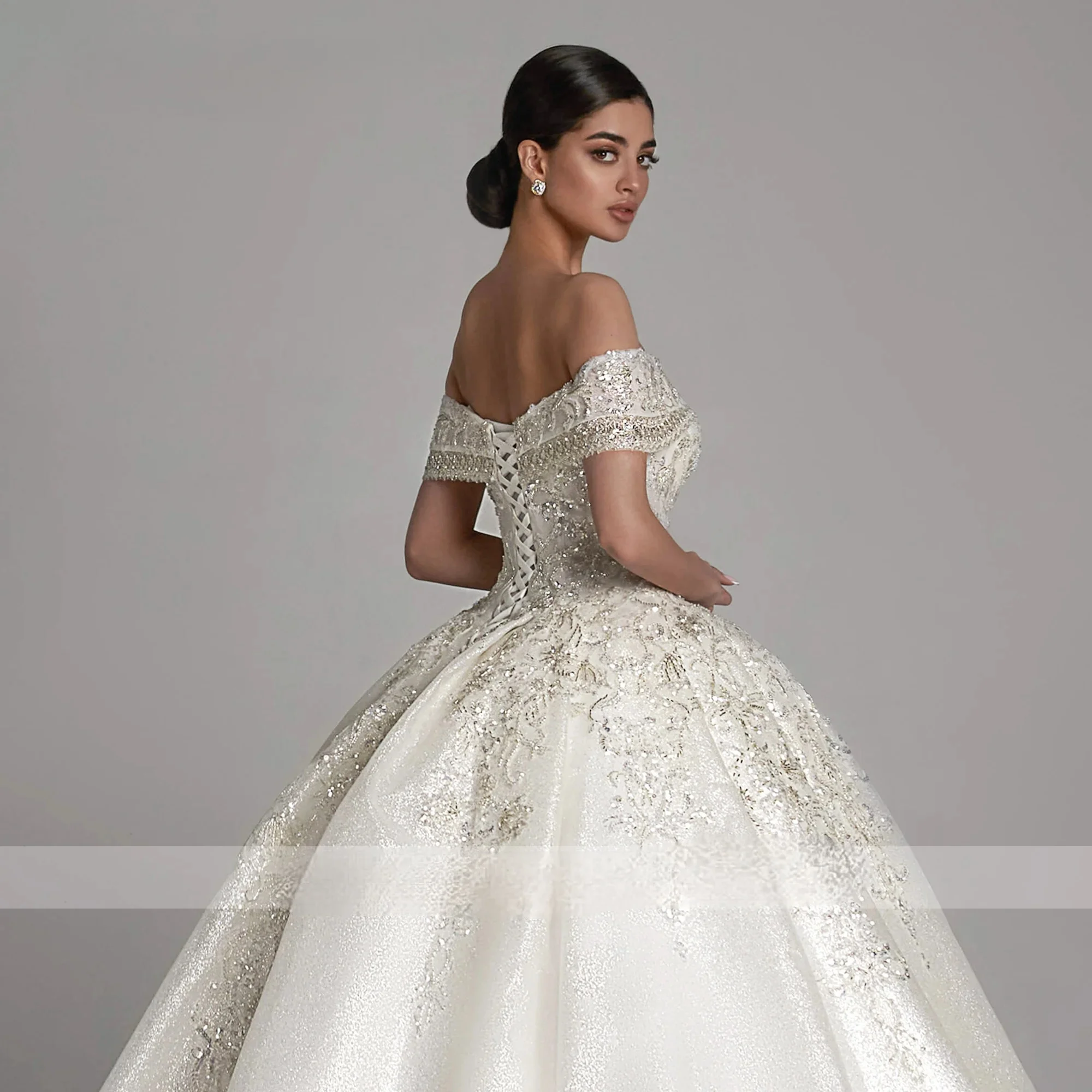 Customized Ball Gown Wedding Dresses For Women Luxury Off Shoulder Sparkling Tulle Crystal Wedding Gown Vestidos De Novia