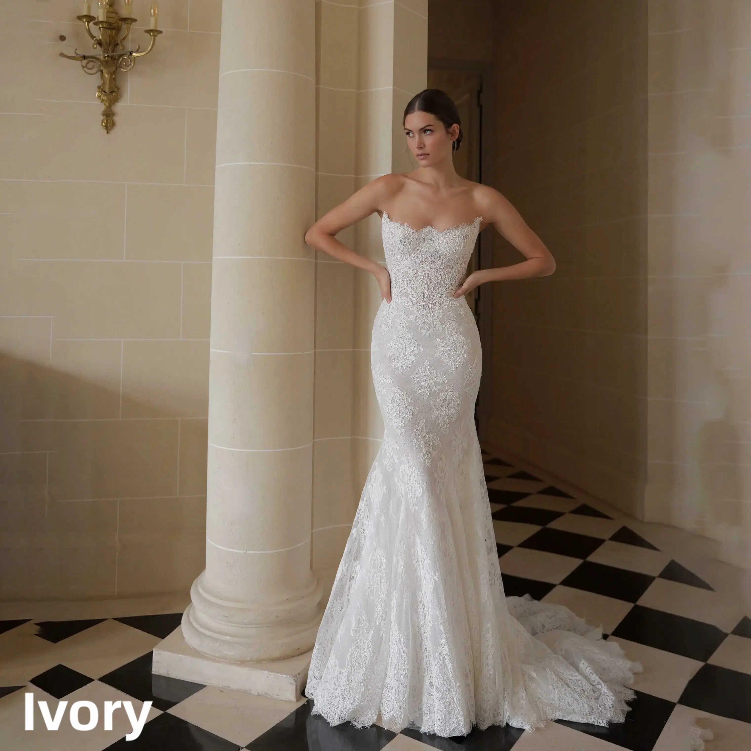 Elegant French Lace Mermaid Bridal Gown Strapless Scallop Low Back Long Train Ivory Slim Wedding Dress Custom Vestido De Novia