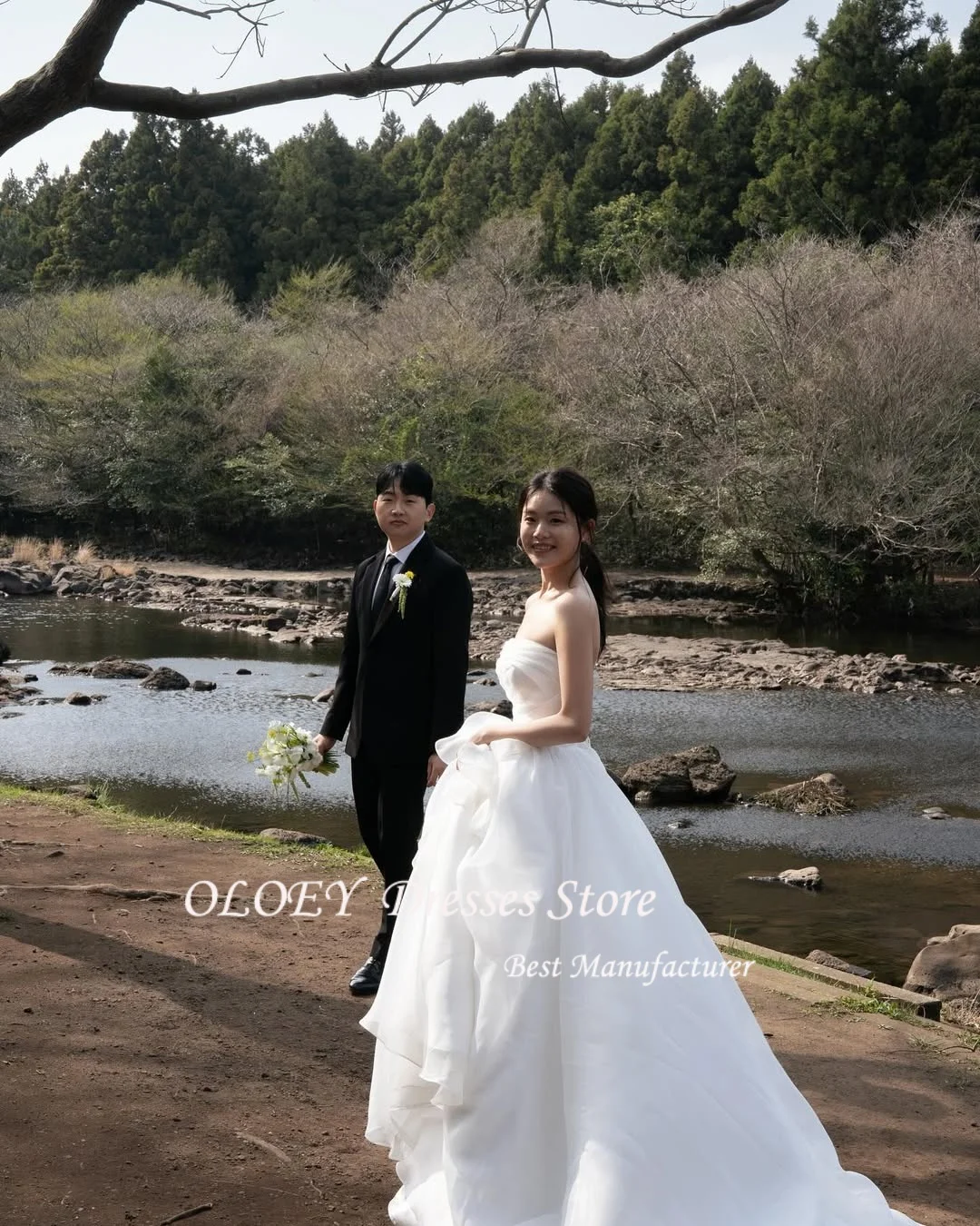 OLOEY Strapless Korea Princess Wedding Dresses 웨딩드레스 Organza Ivory Sleeveless Ruched Customized Pretty Bride Gowns Plus Size