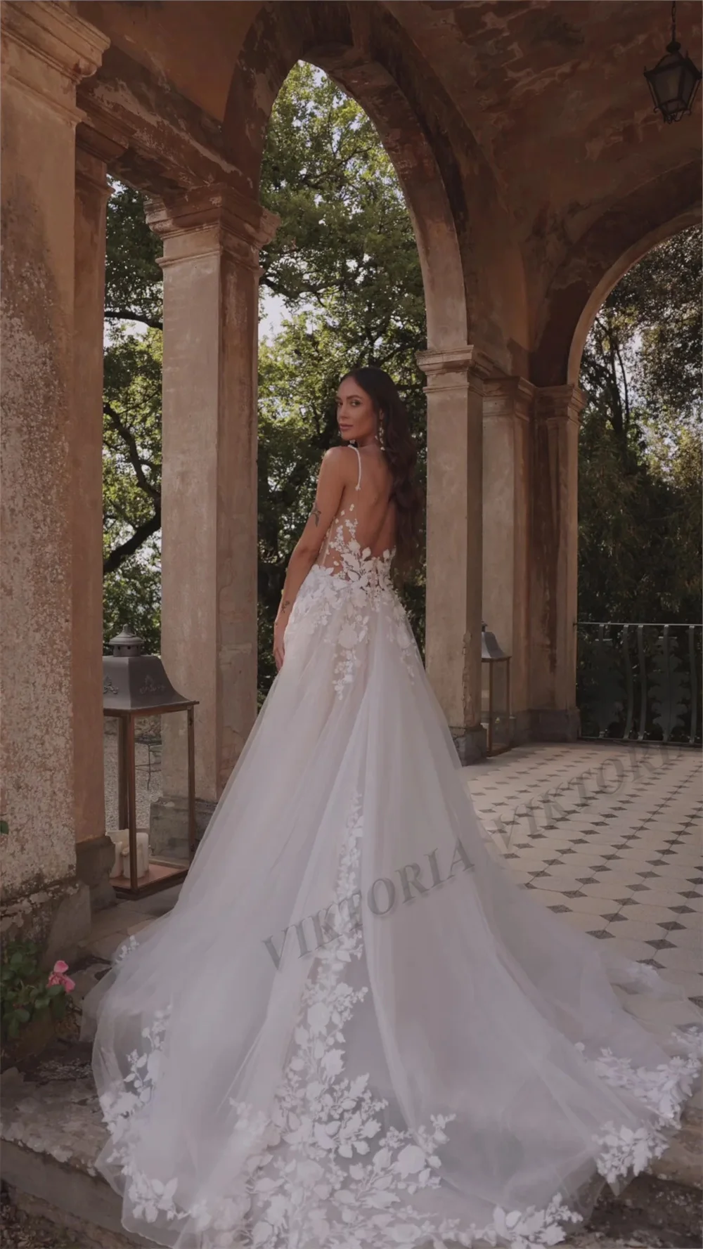 VIKTORIA Modern Sweep Train Wedding Dress For Woman Spaghetti Straps Lace Applique Vestido De Casamento Personalized Customized