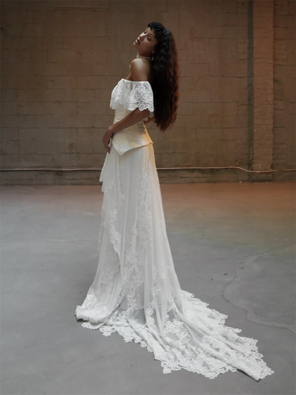 Tokyo Gothic Off Shoulder Lace Bohemian Wedding Dress Tiered Corset Bridal Gown Vintage Romantic Forest Beach Elopement Gowns