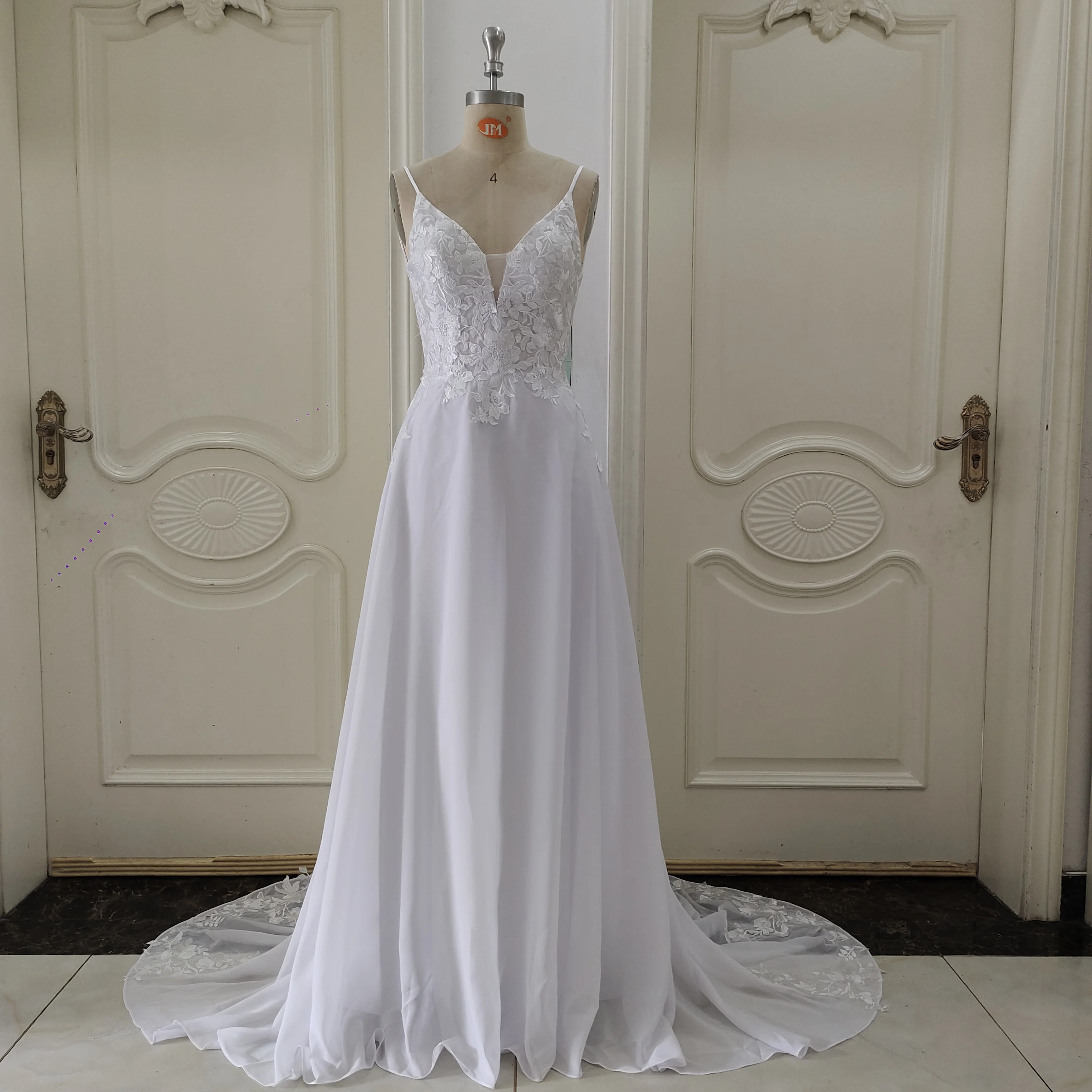 Customized ZJ6032 Chiffon Wedding Dresses for Women 2025 Summer New Sleeveless Bridal Gowns with Lace New Court Train
