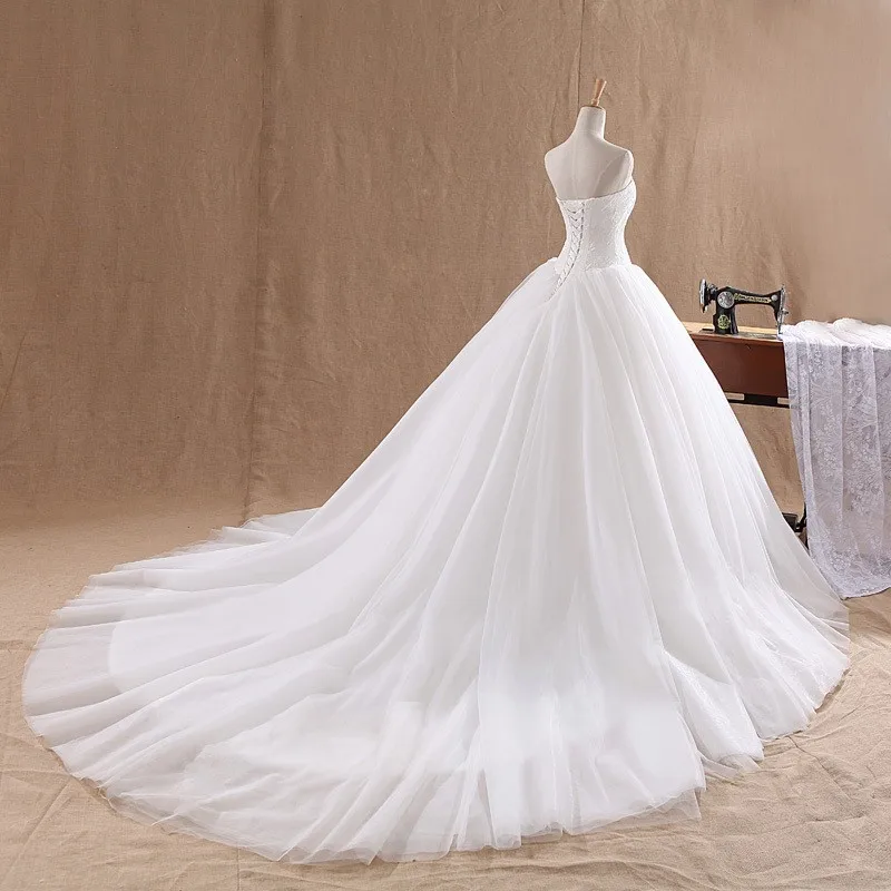 Cheap Fashion Simple Classic Ball Gown ivory Wedding Dress Lace Up Sweet Strapless Sleeveless vestido de noiva lace Appliques
