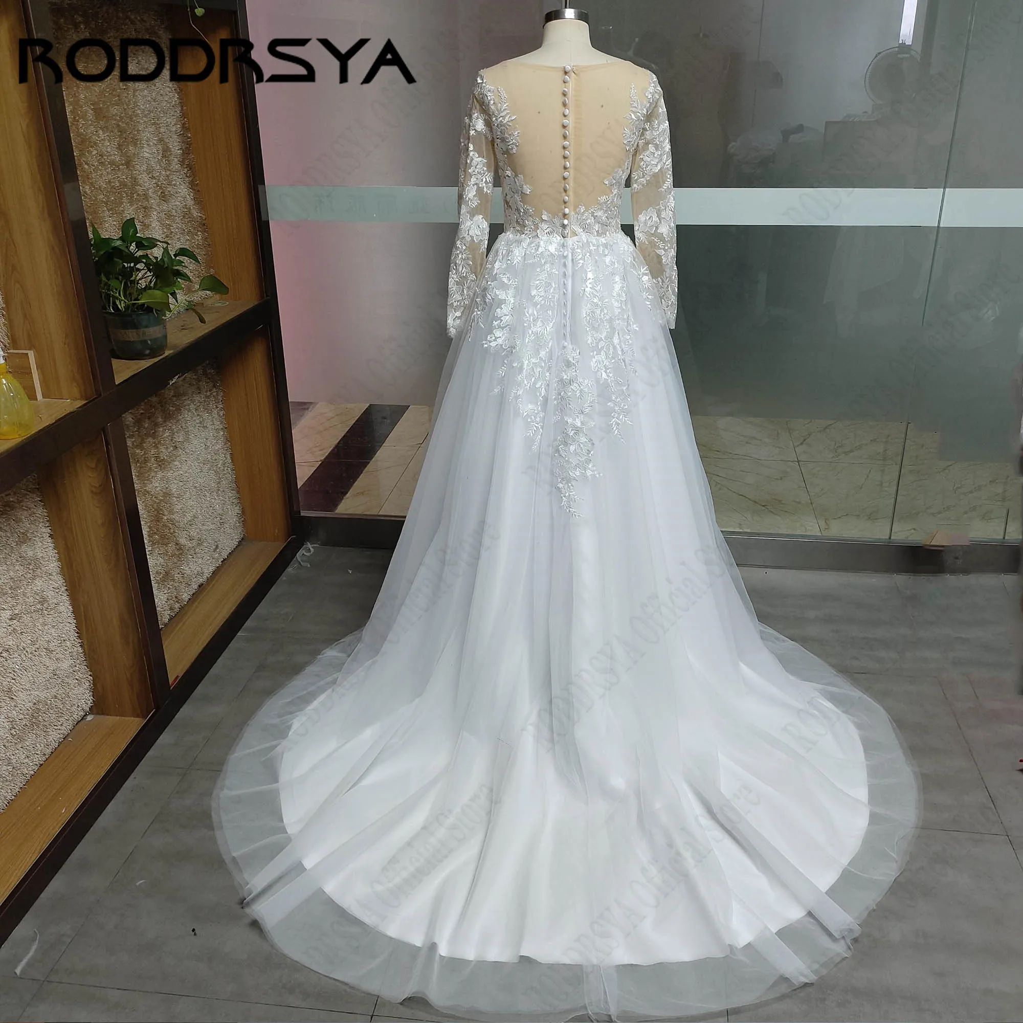 RODDRSYA Customized Wedding Dress Women Long Sleeves Illusion Back Scoop Bride Gown Applique A-Line Tulle Boho vestidos de novia