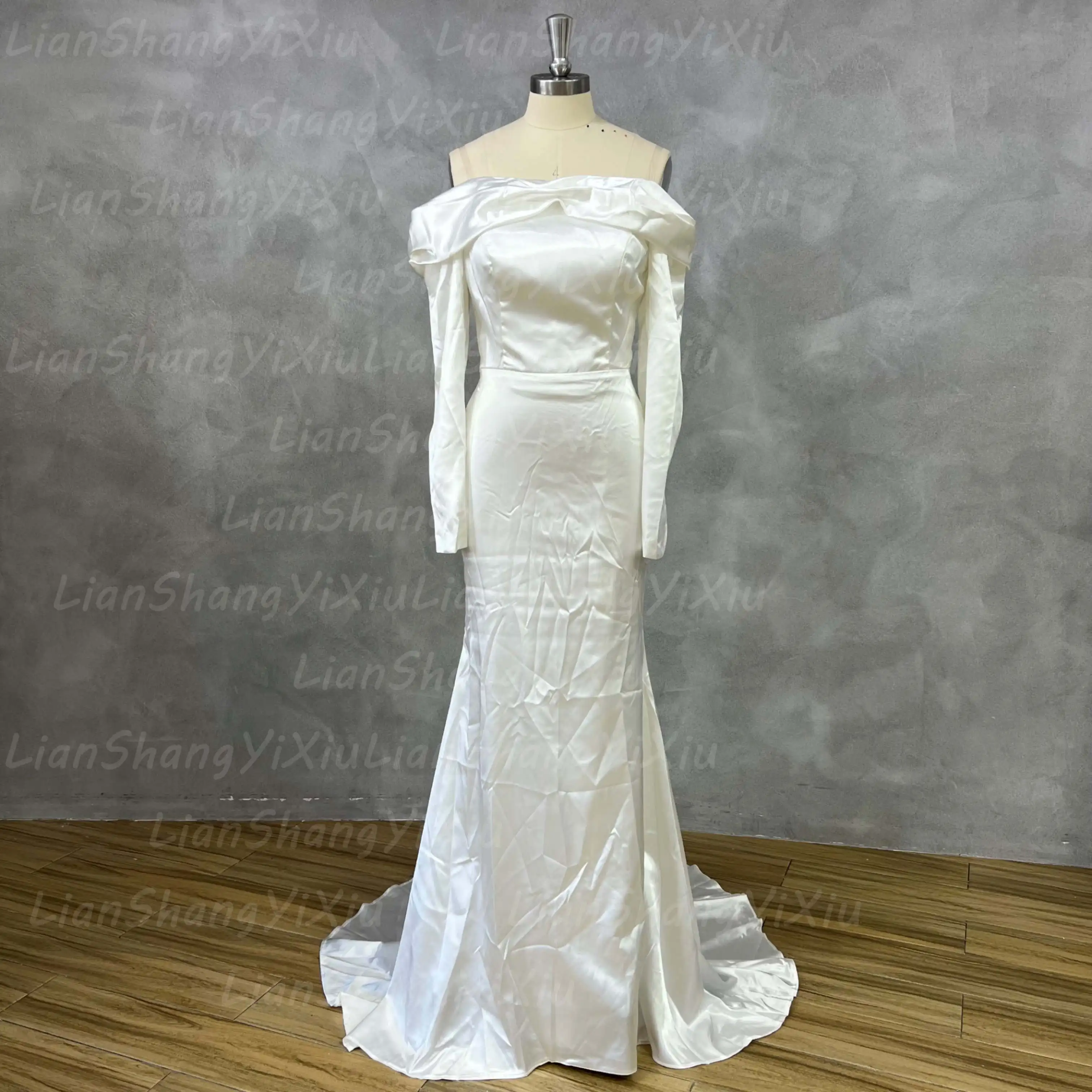 Customized Simple Satin Mermaid Long Wedding Dress Sexy Off Shoulder Formal Pleat Boat Neck Vintage BacklessZipper Bridal Growns