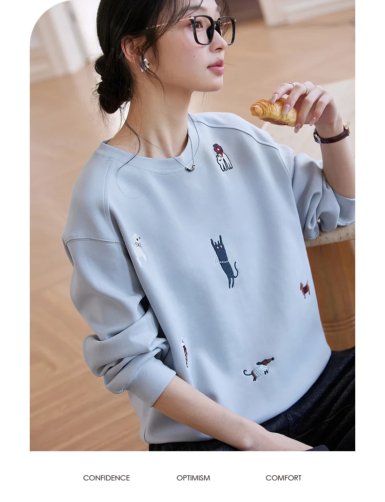 VIMLY Funny Graphic Sweatshirt 2026 Woman Blue Cat and Dog Embroidery Spring Autumn Casual Crew Neck Tops Female Clothes A0779