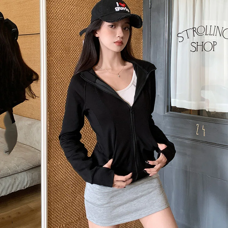 Gray Zipper Hooded Sweatshirt Women 2026 New Korean Slim Fit Cardigan Long Sleeve Coat Woman Solid Pockets Sports Hoodies Jacket