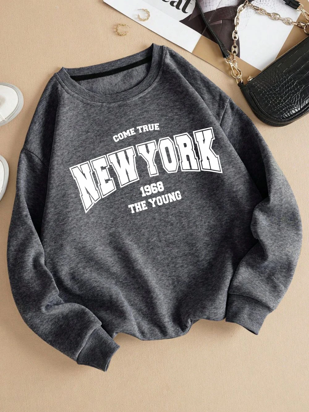 New York 1968 Women Sweatshirt Black Letter Print Sporty Hoodie Winter Casual Fleece Pullover Crewneck Red Hoody Street Clothing