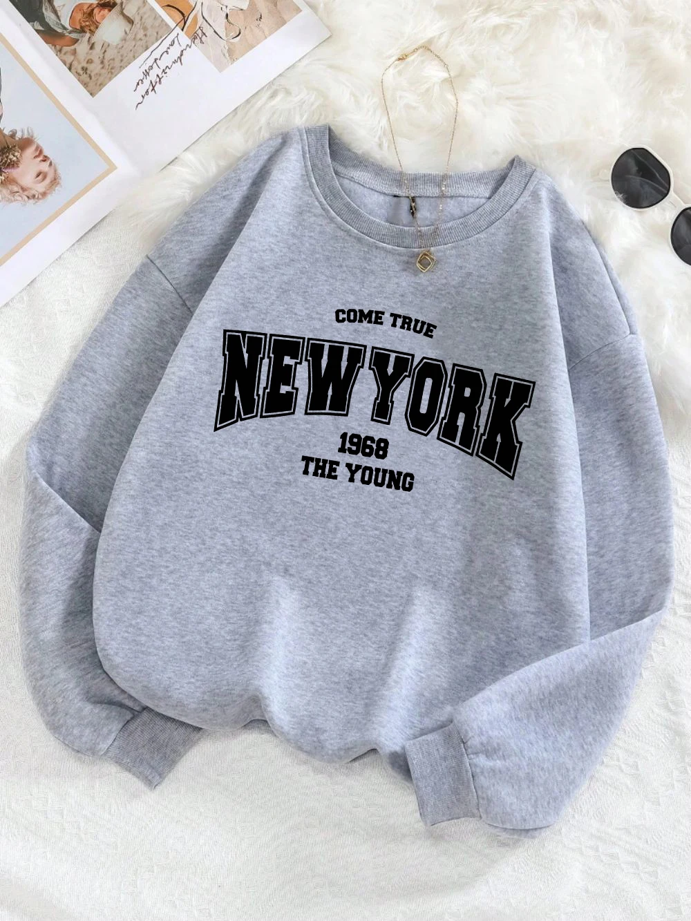 New York 1968 Women Sweatshirt Black Letter Print Sporty Hoodie Winter Casual Fleece Pullover Crewneck Red Hoody Street Clothing
