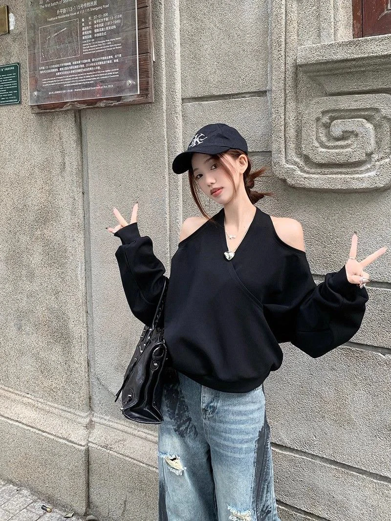 Zoki Sexy Halter Sweatshirt Women Streetwear Off Shoulder V Neck Pullovers Vintage Loose Backless Design Female Korean Tops New