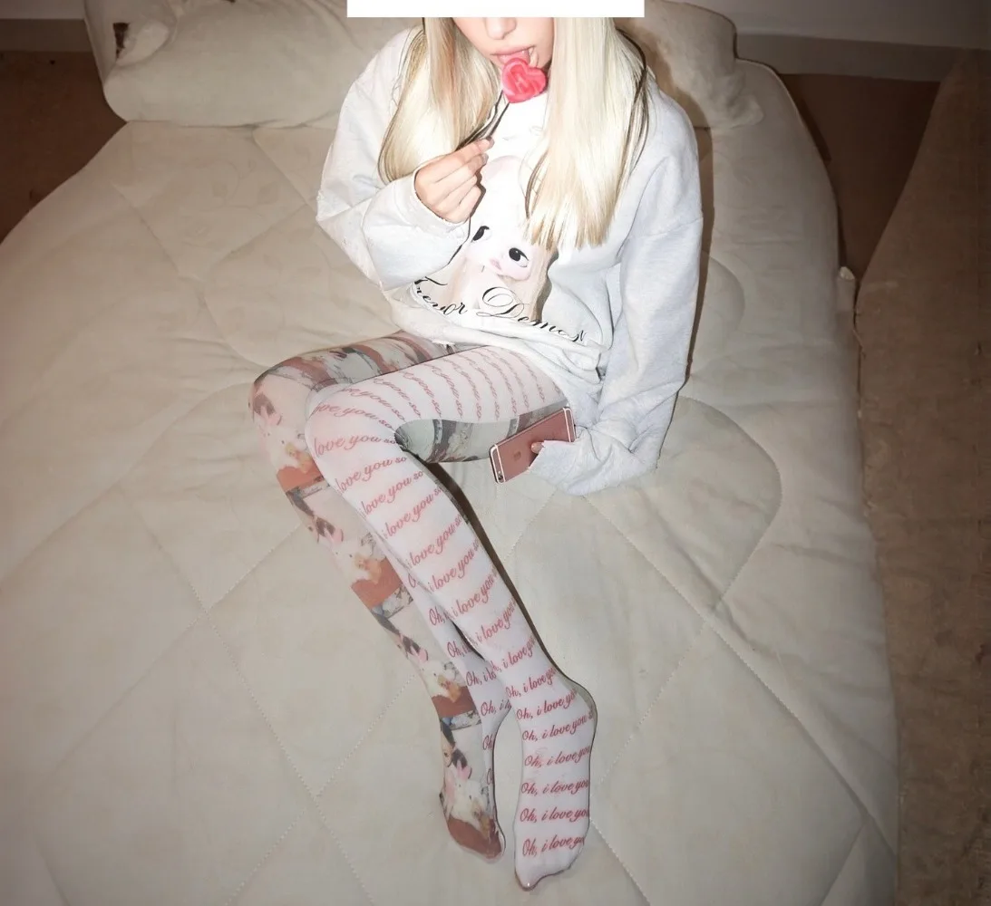 Y2K Vintage Classic Cartoon Graphic Print Pullover Hoodie Womens Harajuku White Sweatshirt Gothic Cute Mood Oversized Sweatshirt