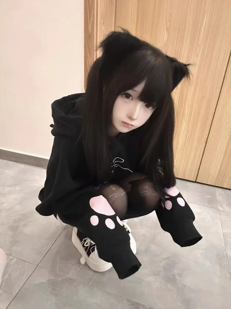 Y2K Aesthetic Grunge Subcultural American Streetwear Punk 2000s E-girls Harajuku Gothic Kawaii Sweatshirt Anime Hoodie Tops