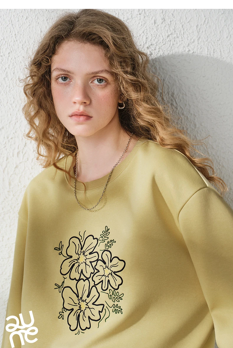 TOYOUTH Women's Floral Embroidered Lace Splicing Fake Two Piece Sweatshirt 2026 Autumn New Round Neck Loose Fit