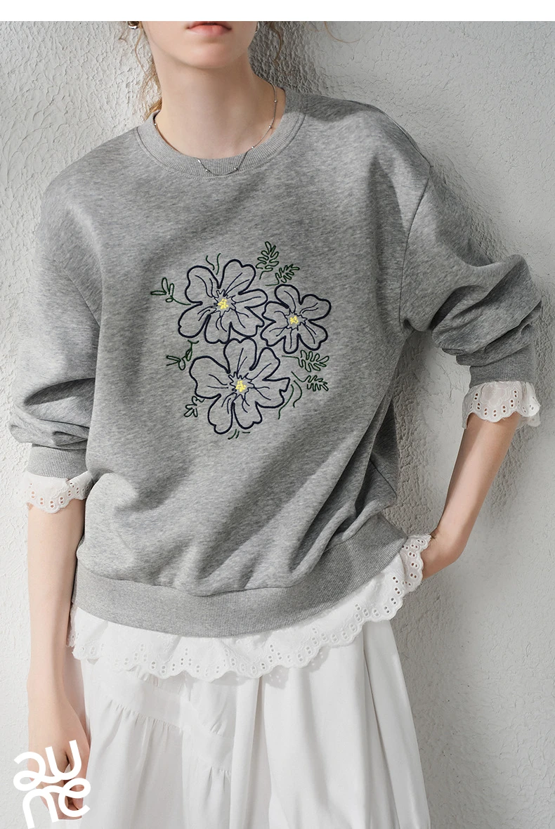 TOYOUTH Women's Floral Embroidered Lace Splicing Fake Two Piece Sweatshirt 2026 Autumn New Round Neck Loose Fit
