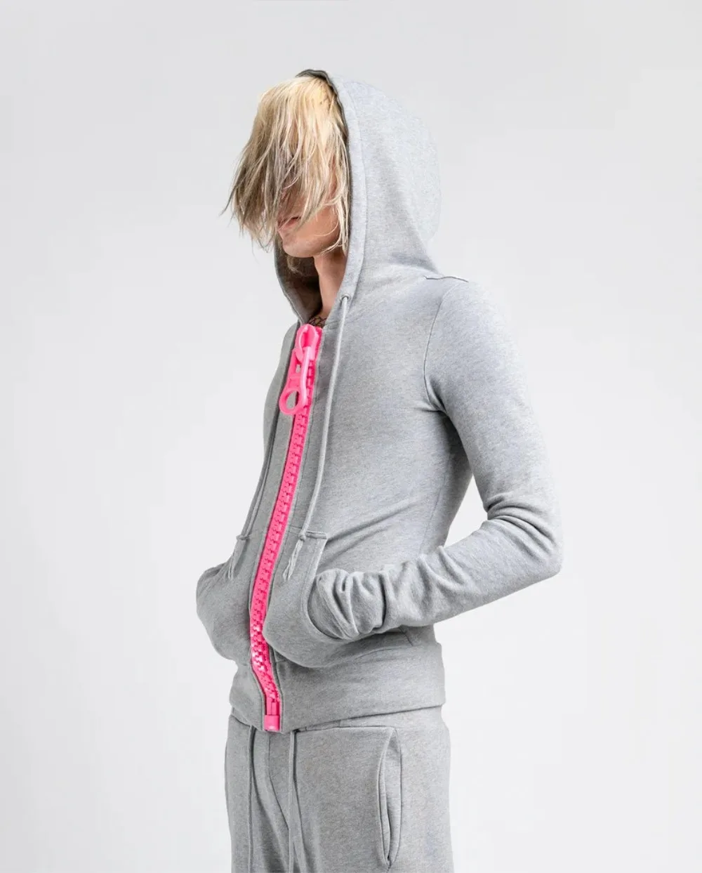 Y2K New Fashion Light Gray Hoodie Women Harajuku Casual Short Sweatshirt Large Zipper Decoration Hoodie Goth Sexy Slim Fit Tops
