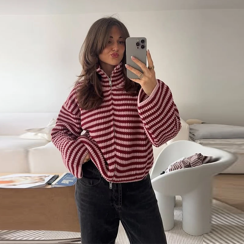 Fashion Contrasting Striped Zipper Knitted Cardigans Women Loose Stand Collar Long Sleeved Coat 2026 Autumn Winter Lady Outwear