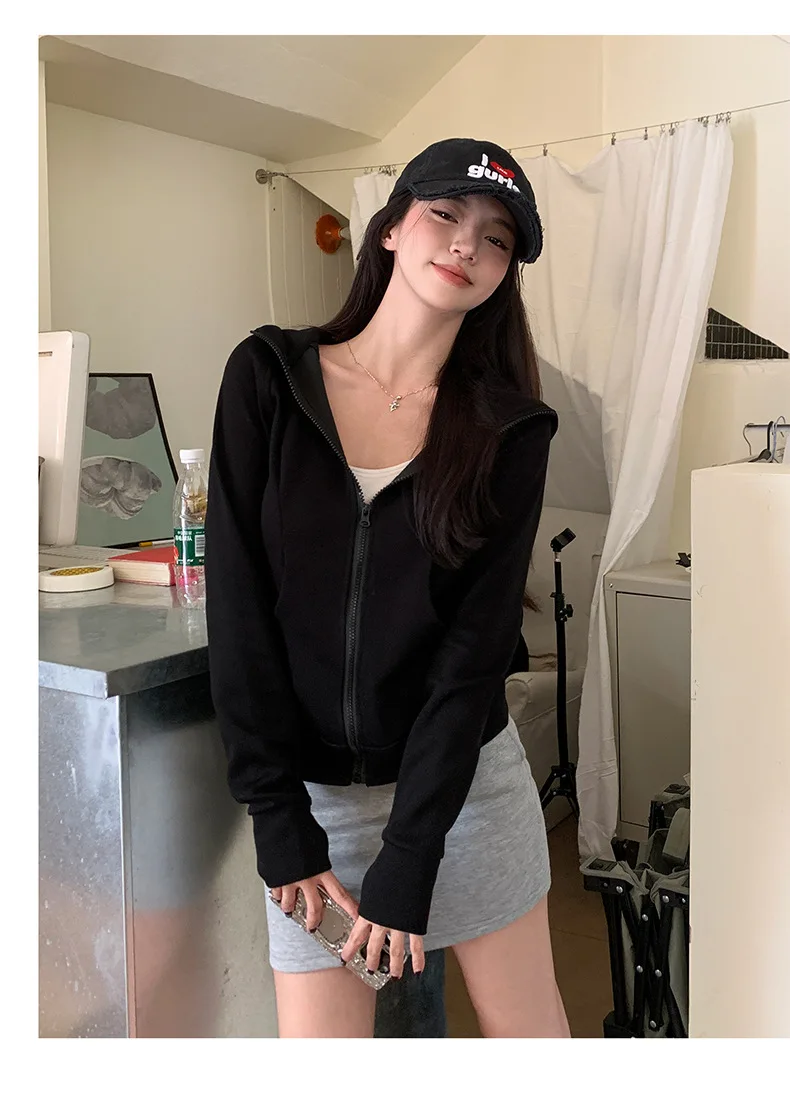 Casual Solid Zipped Hooded Sweatshirts Women Korean Style Slim Fit Sports Hoodie with Pocket Woman Spring Long Sleeve Outerwear