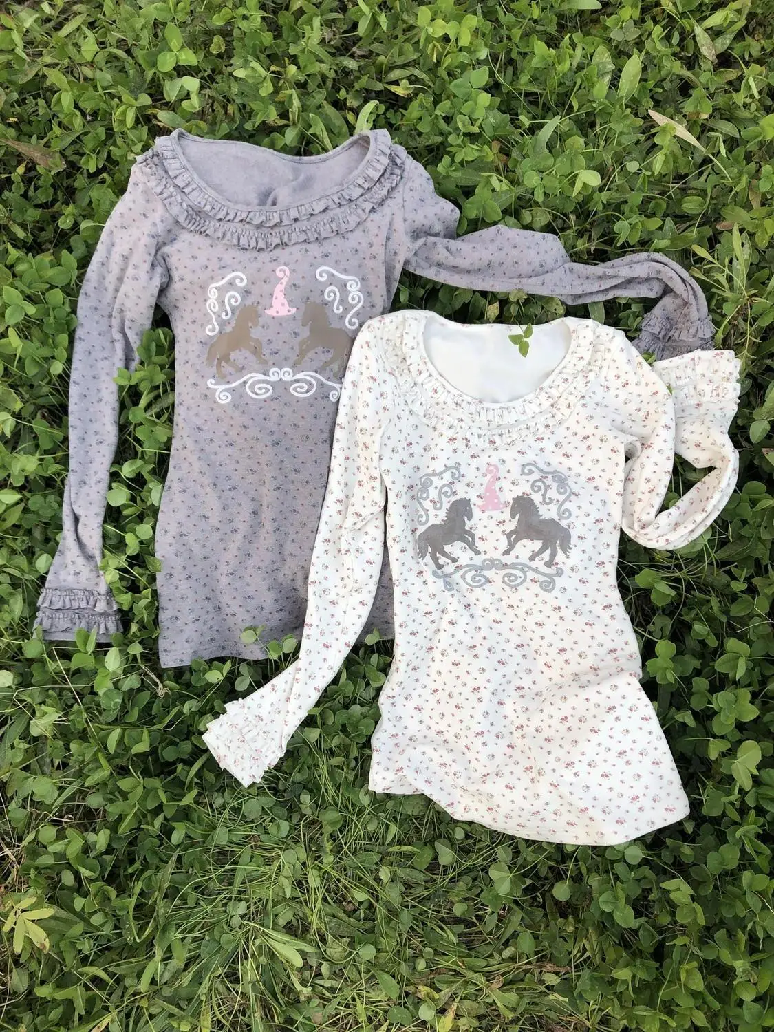 2000s Sweet Cute Ruffles O-neck Y2K Vintage Floral/Polka Dot Long Sleeve Top Retro Pony Graphic Slim-Fit Layering T-Shirt Japan