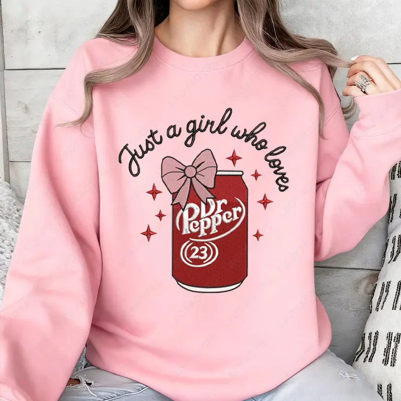 Just A Girl Who Loves Dr Pepper Crewneck Pullovers funny Soda Can Women Hoodies Fashion Casual Y2k Streetwear Holiday Hoody