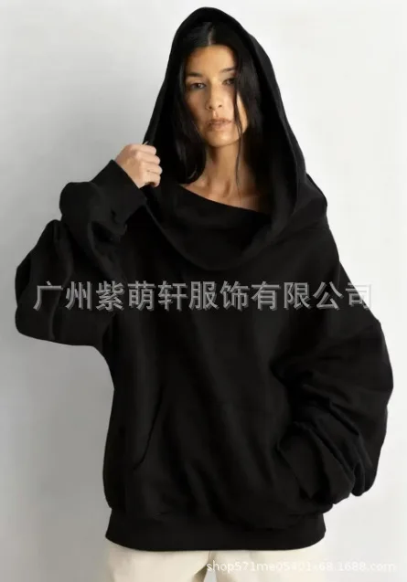 Off-The-Shoulder Hoodie 2025 Autumn Winter Solid Color Hooded Sweatshirt for Women Loose Comfortable Laid-back Streetwear Style