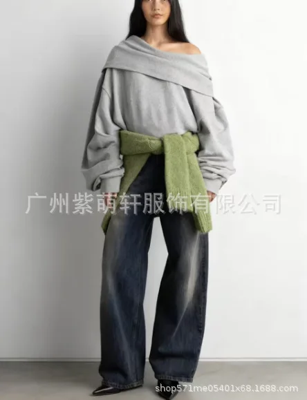Off-The-Shoulder Hoodie 2025 Autumn Winter Solid Color Hooded Sweatshirt for Women Loose Comfortable Laid-back Streetwear Style