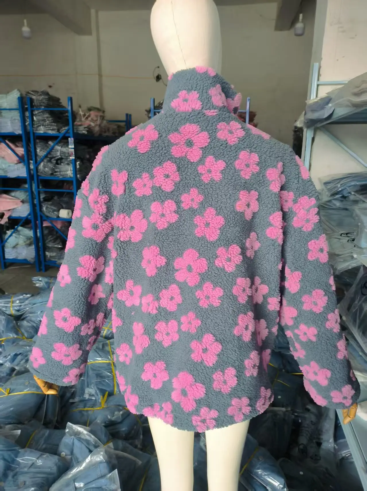Zekye Women's 2025 New Fashion Polar Fleece Flower Blossoms Sweater Cotton Sweater Loose Warm Fur Stand Up Collar Zipper Top