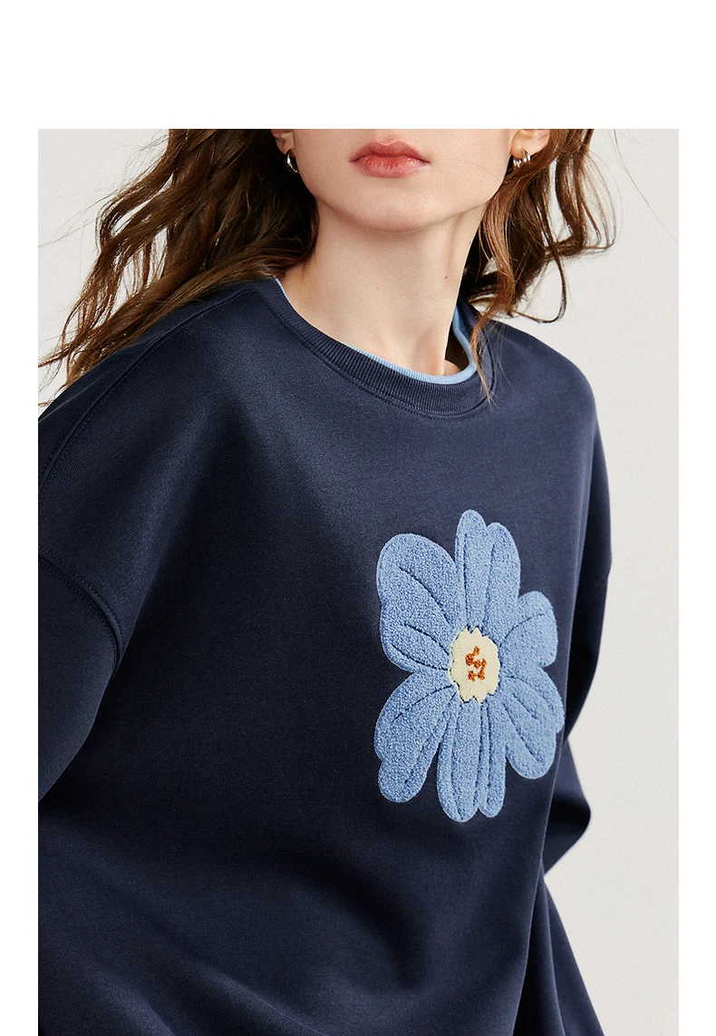 TOYOUTH Women Hoodies Sweatshirt 2025 Autumn New Green Velvet Flower Embroidered Round Neck Pullover Cotton Tops