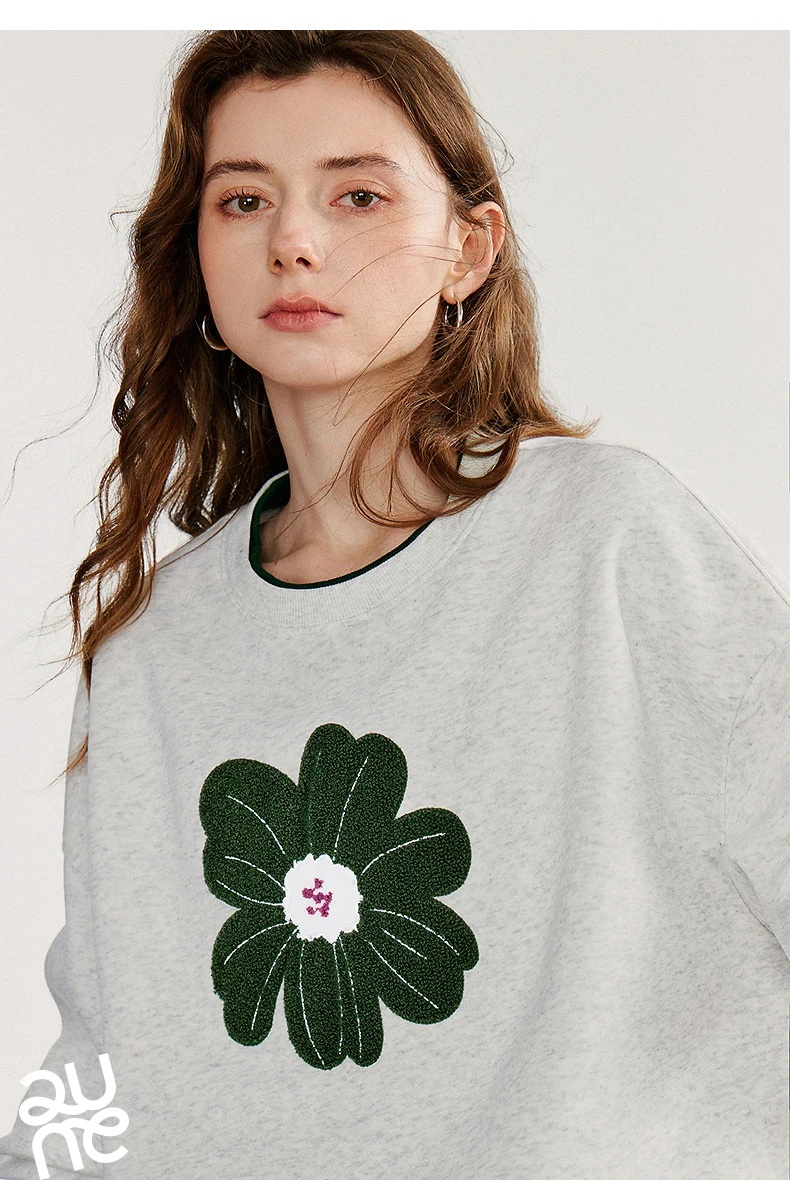 TOYOUTH Women Hoodies Sweatshirt 2025 Autumn New Green Velvet Flower Embroidered Round Neck Pullover Cotton Tops