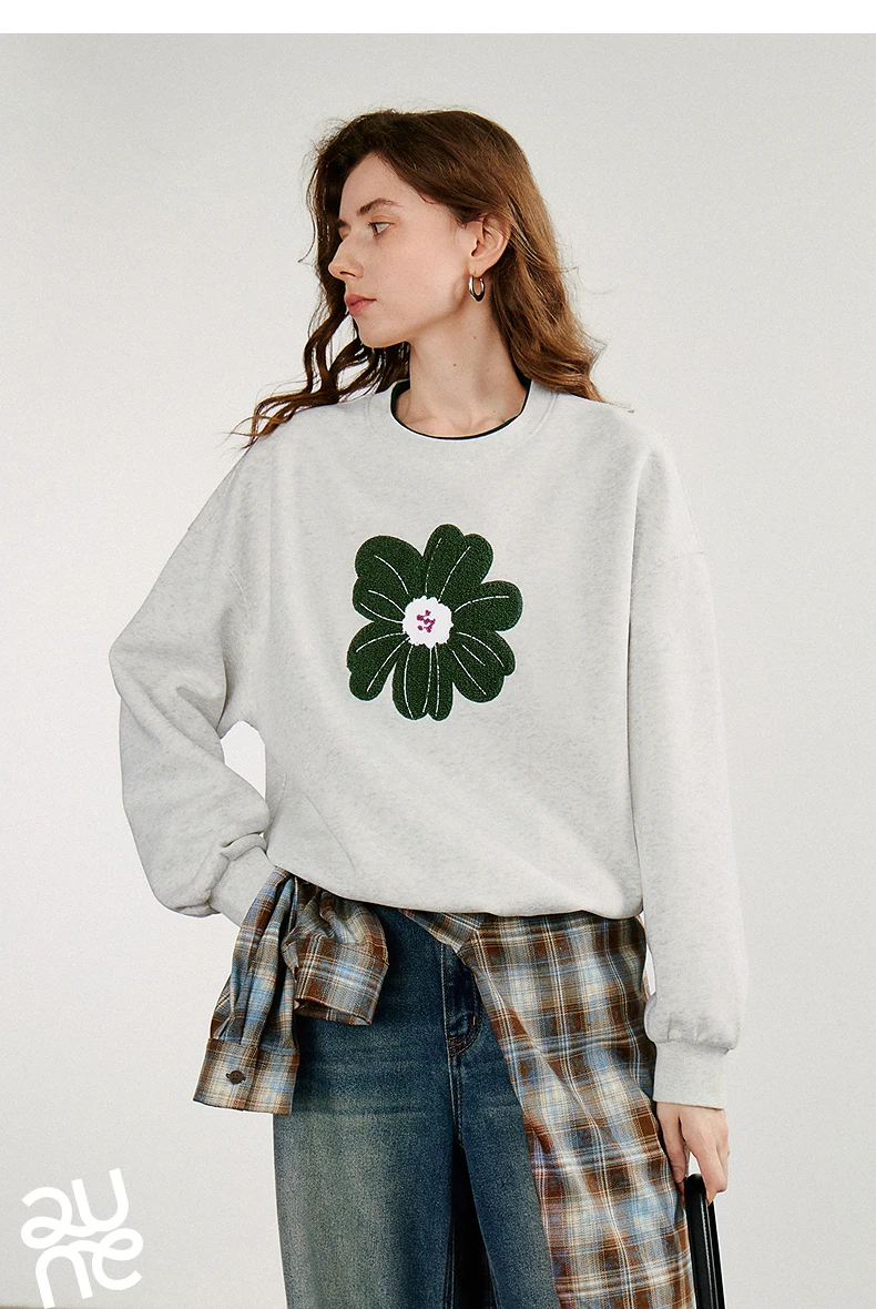 TOYOUTH Women Hoodies Sweatshirt 2025 Autumn New Green Velvet Flower Embroidered Round Neck Pullover Cotton Tops