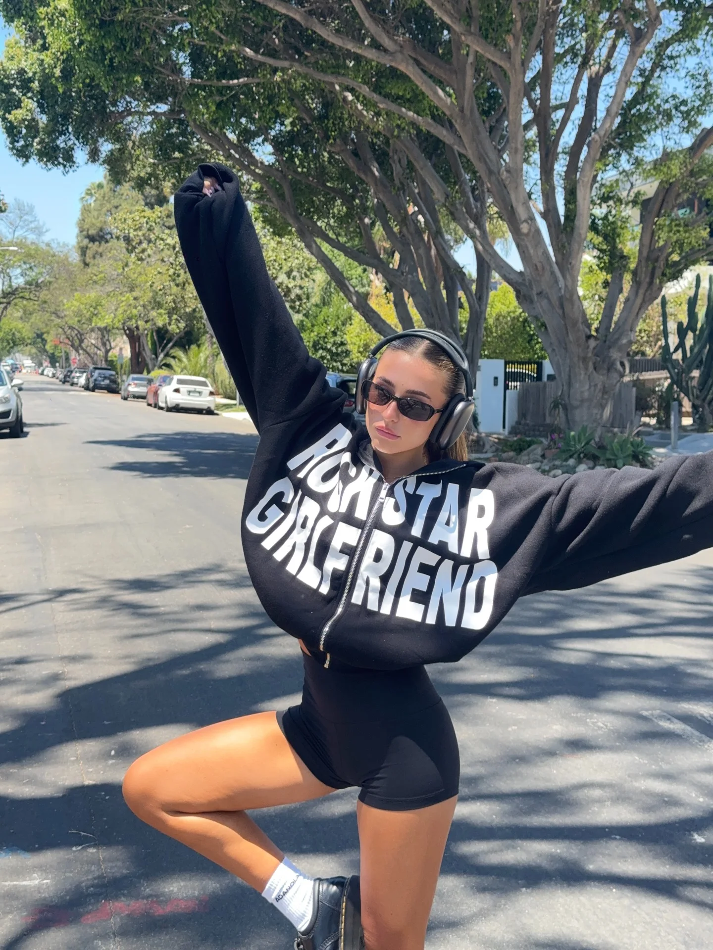 English printed hooded zipper sweatshirt casual trendy street fashion sweet and cool Harajuku daily wear classic and fashionable