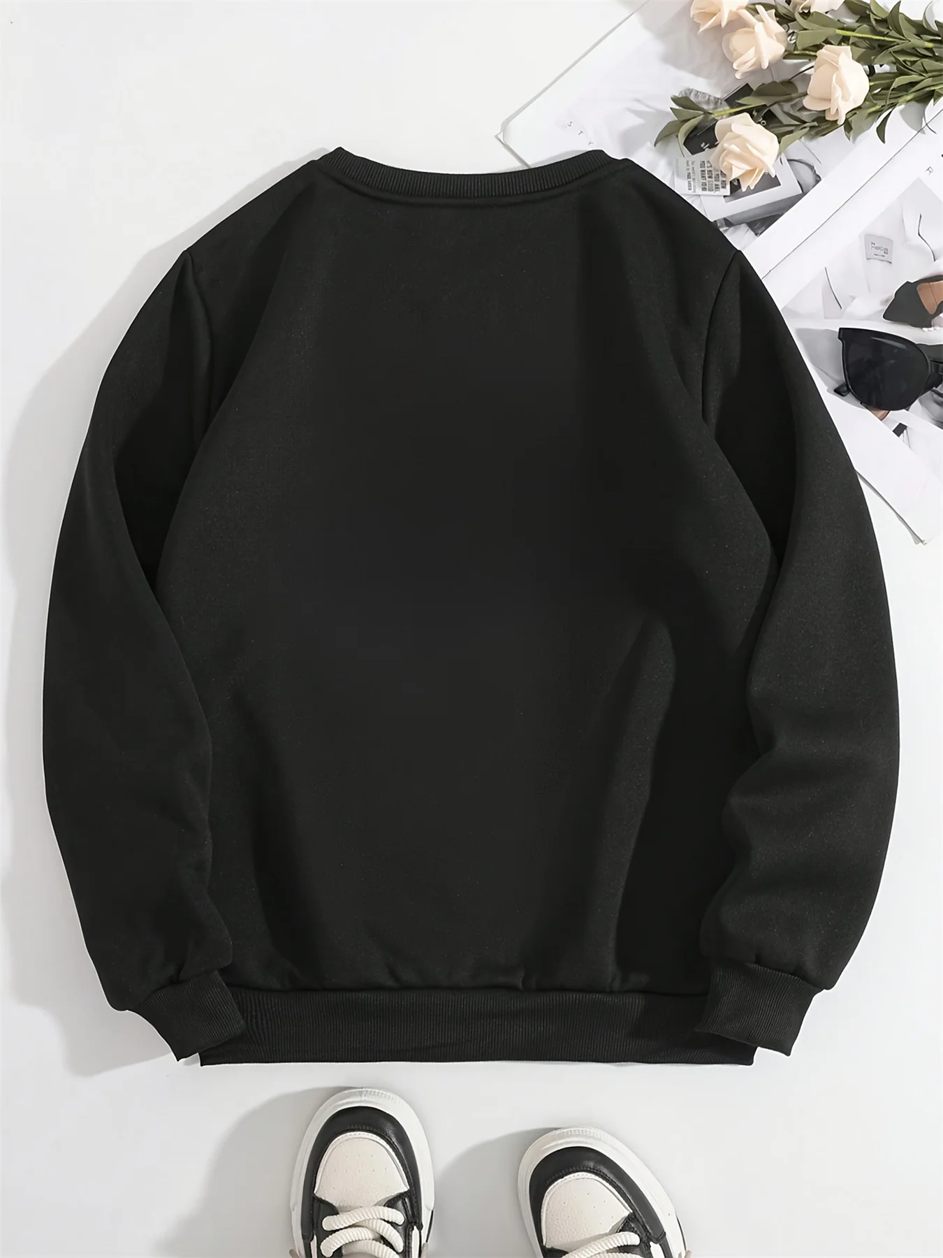 Women's Autumn and Winter Loose Casual Comfortable Teddy Bear Print with Velvet Long-Sleeved Round Neck Hoodie Pullover