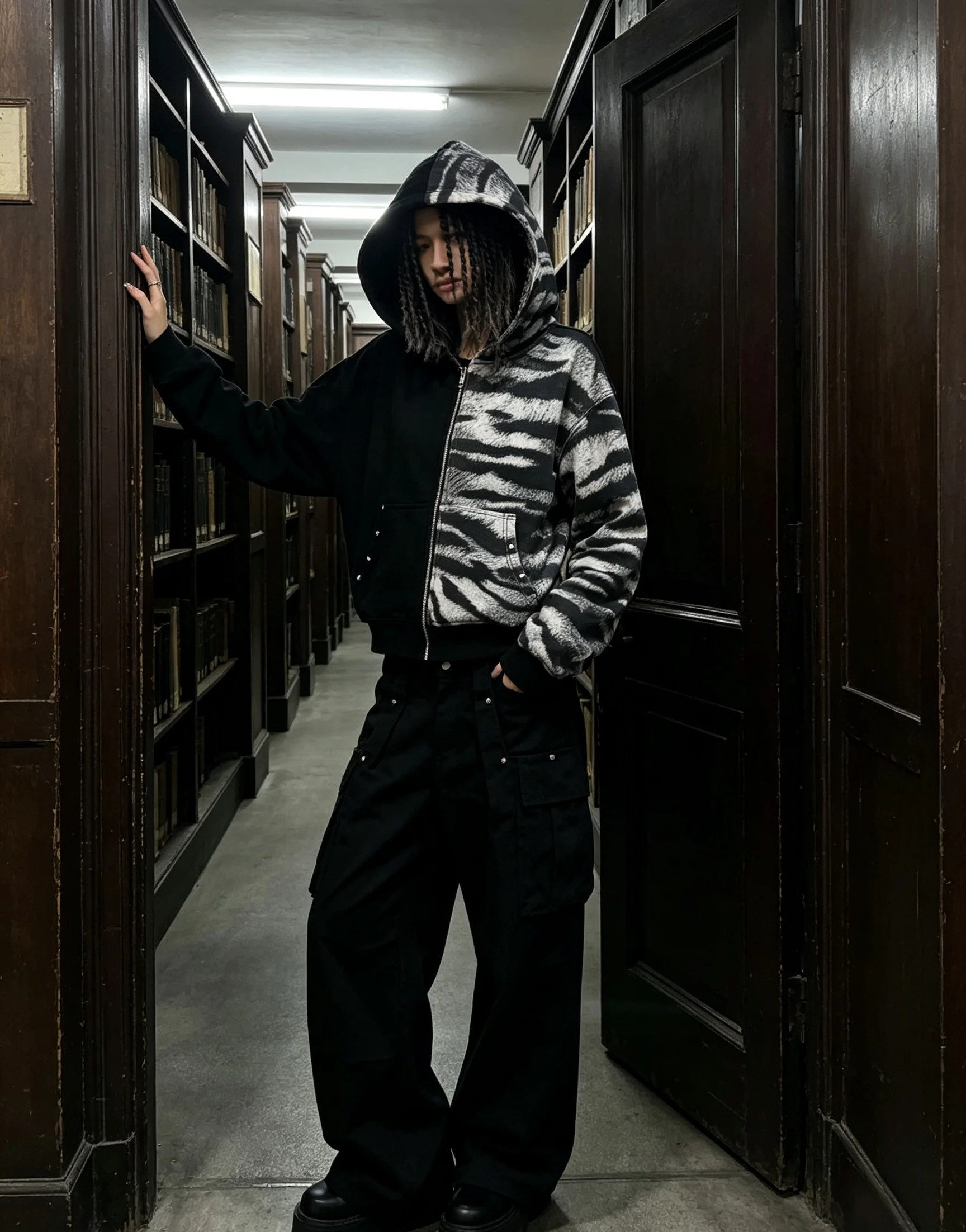 Punk Asymmetrical Tiger Print Spliced Zip‑Up Hoodie Unisex Oversized Cropped Distressed Street Sweatshirt