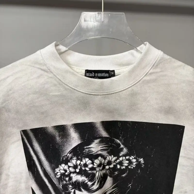 Mixed Emotion Street-Mounted Masked Angel Print Vintage Distressed Loose Short-Sleeved Men's and Women's T-Shirt